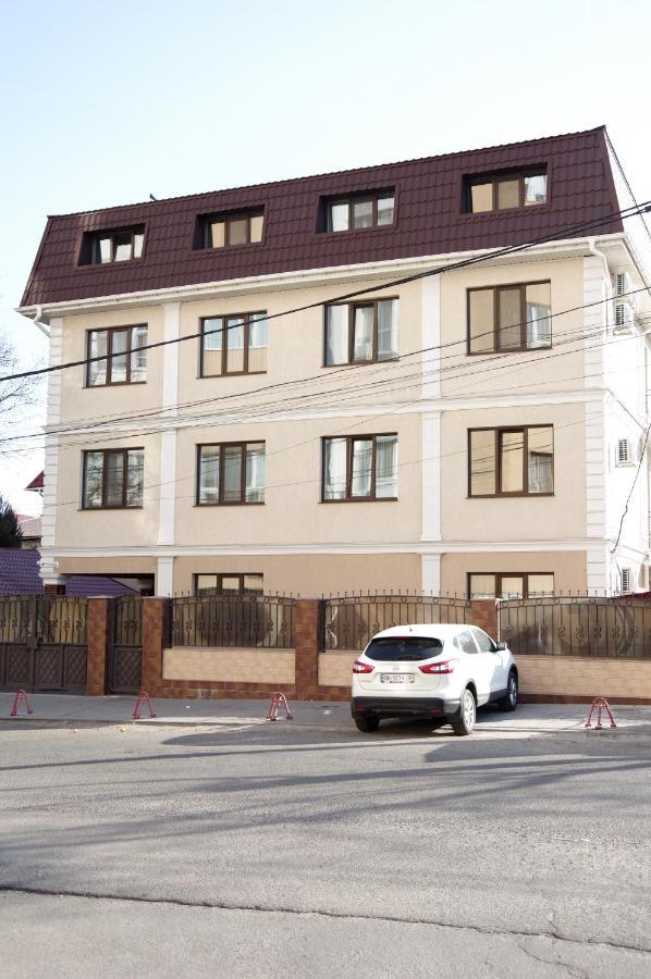 Chiernomorskie Apartamenty Odessza Kültér fotó